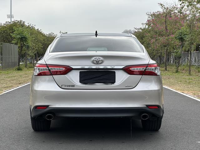 Toyota Camry 2021 thumb 2