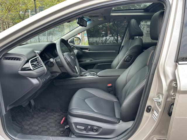 Toyota Camry 2021 thumb 4