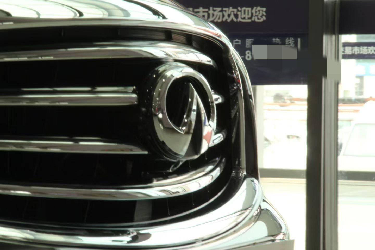 Infiniti QX70 2014 thumb 8