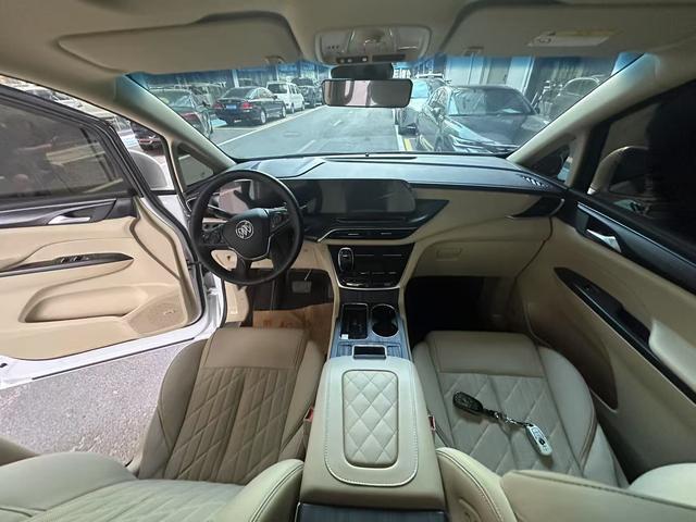 Buick GL8 2023 thumb 2