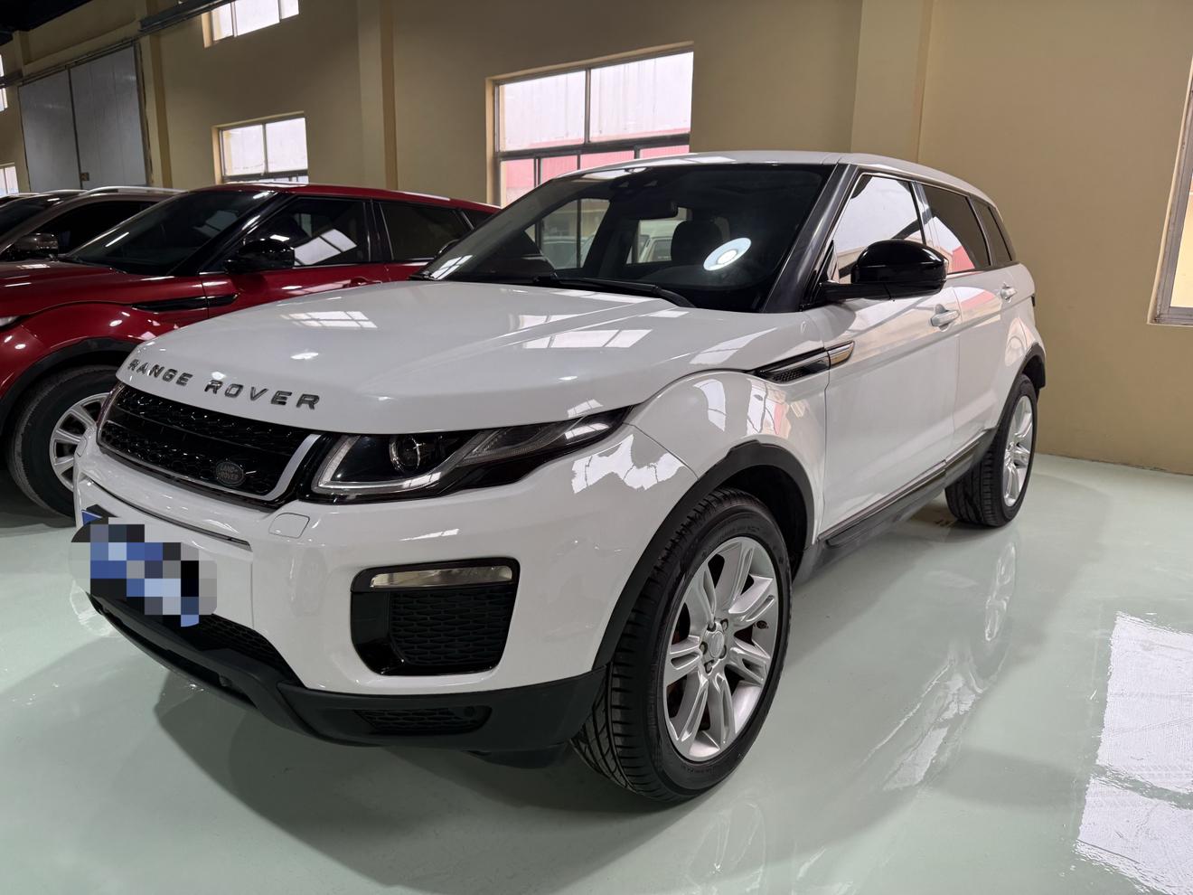 Land Rover Range Rover Velar 2017 thumb 8