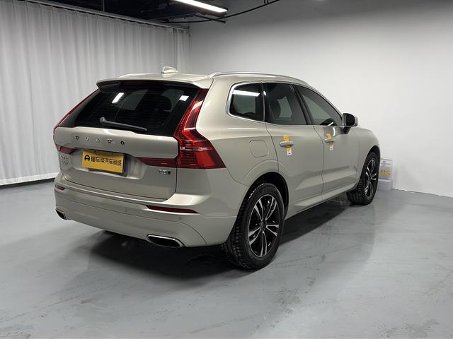 Volvo XC60 2018 thumb 5