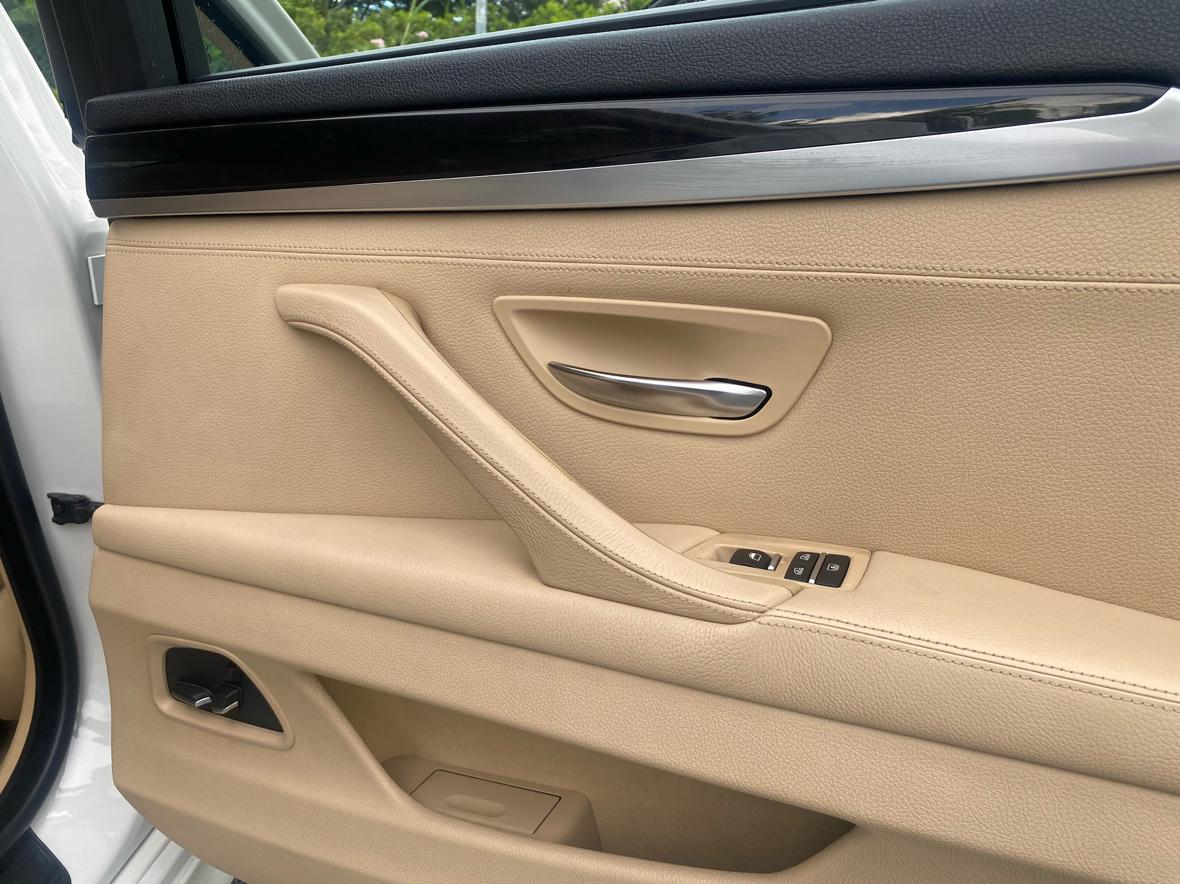 BMW 5 серии 2014 thumb 7