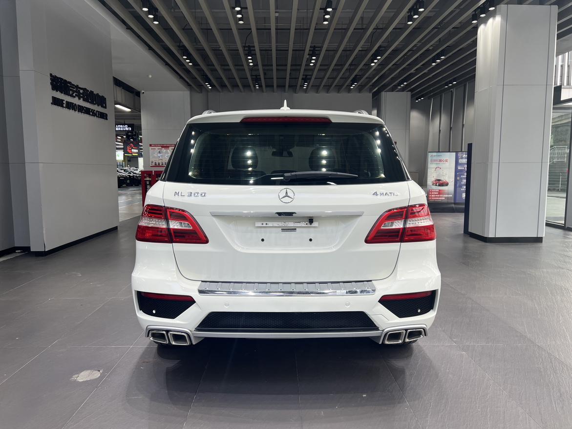 Mercedes-Benz M-Class 2013 thumb 3