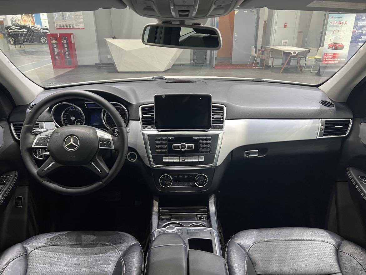 Mercedes-Benz M-Class 2013 thumb 7