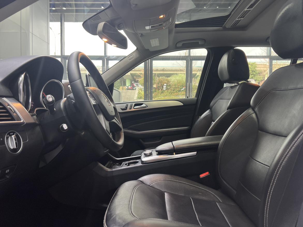 Mercedes-Benz M-Class 2013 thumb 11