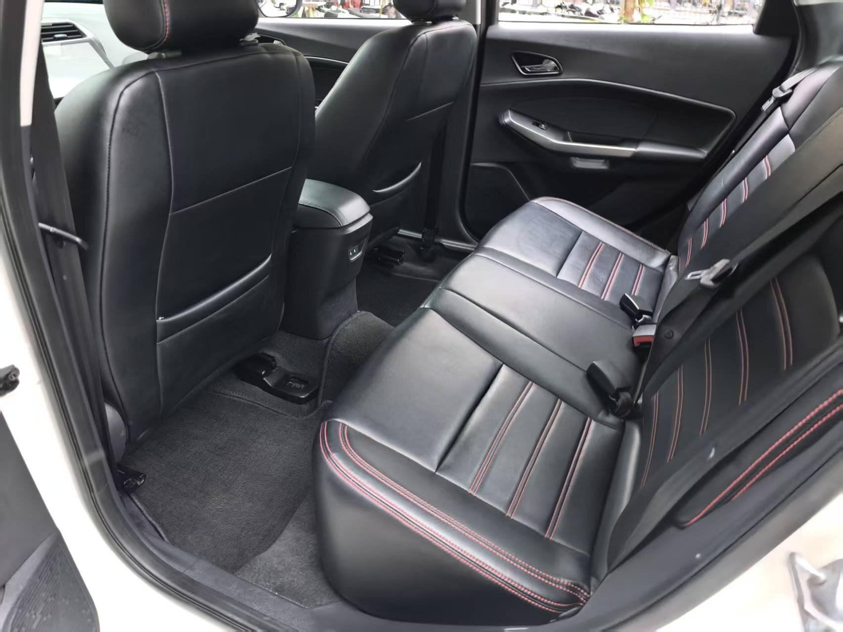 Ford Focus 2019 thumb 8