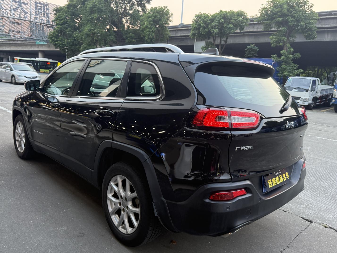 Jeep Renegade 2016 thumb 2