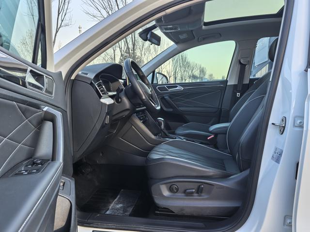 Volkswagen Tiguan 2023 thumb 6