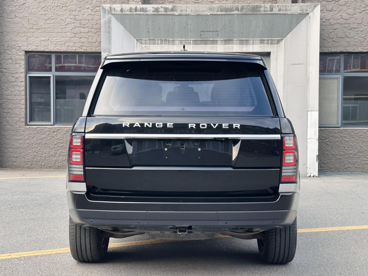 Land Rover Range Rover 2017 thumb 3