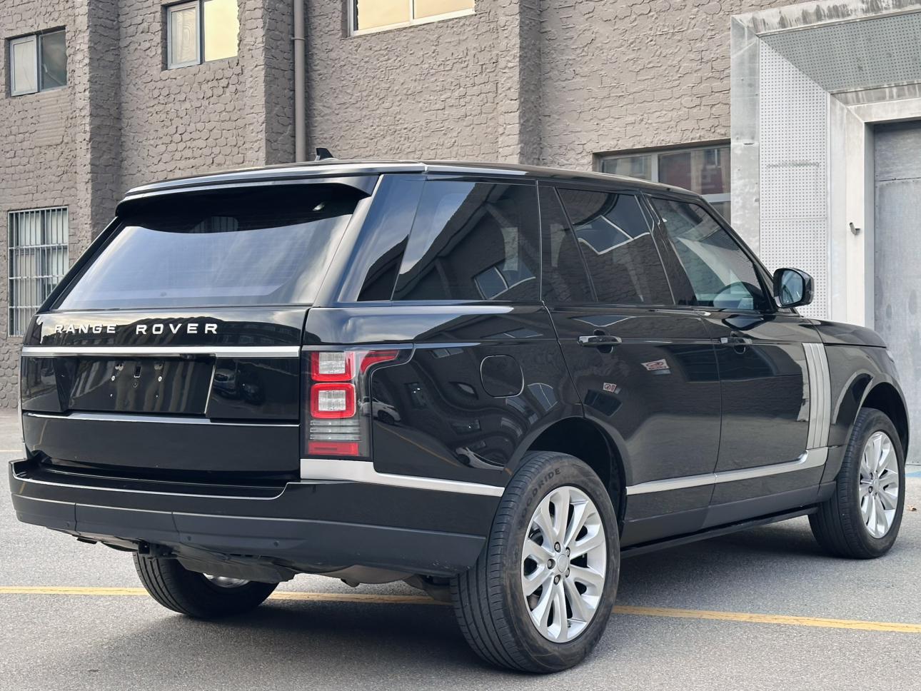 Land Rover Range Rover 2017 thumb 4