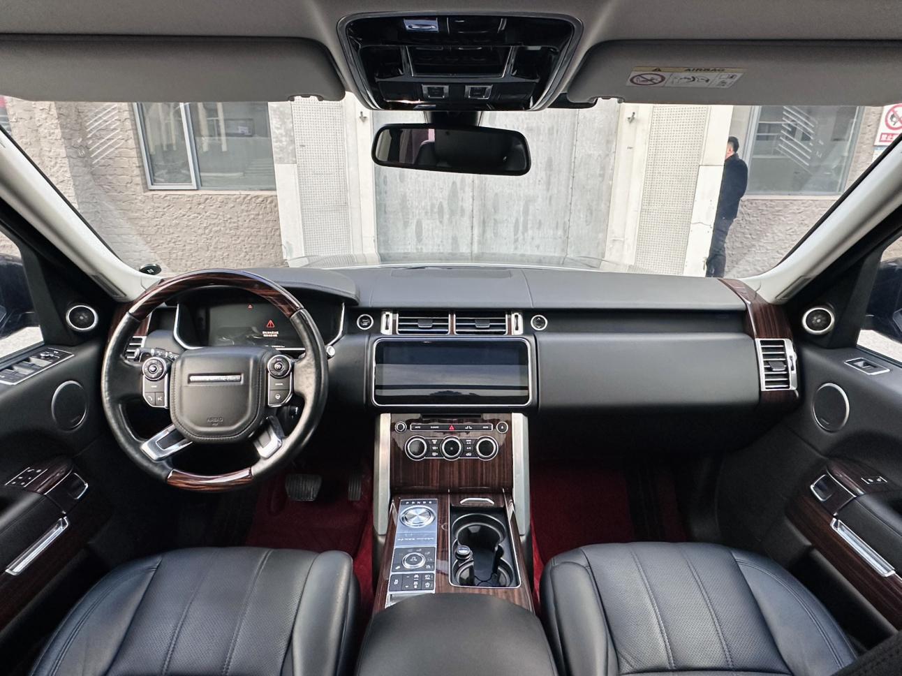 Land Rover Range Rover 2017 thumb 7