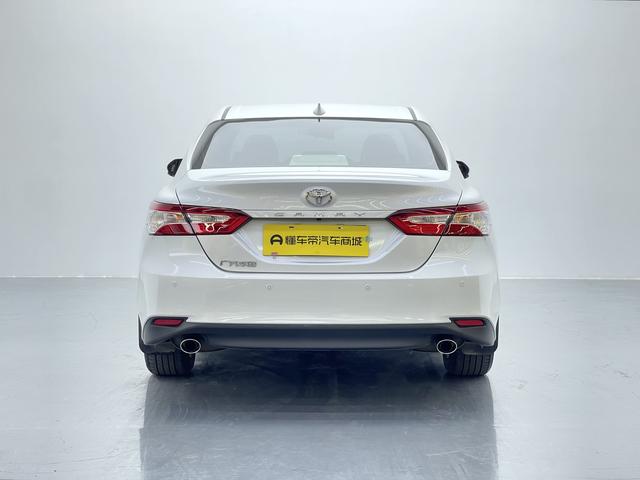 Toyota Camry 2023 thumb 3