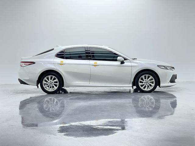 Toyota Camry 2023 thumb 5