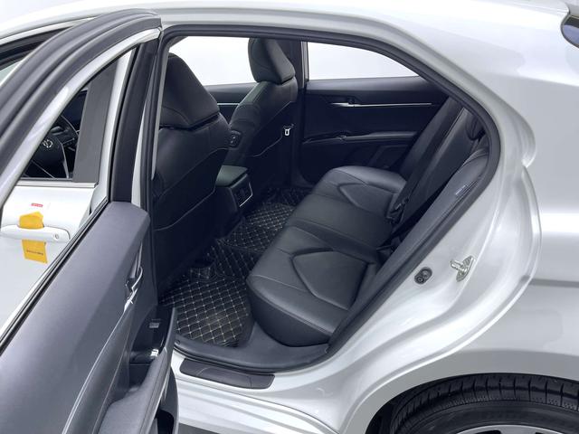 Toyota Camry 2023 thumb 10