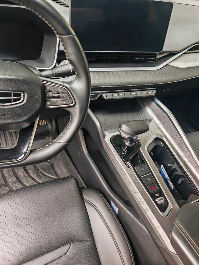 Geely Xingrui 2021 thumb 6