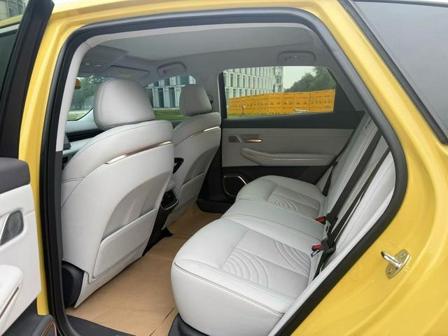 Baojun PHEV 2025 thumb 3