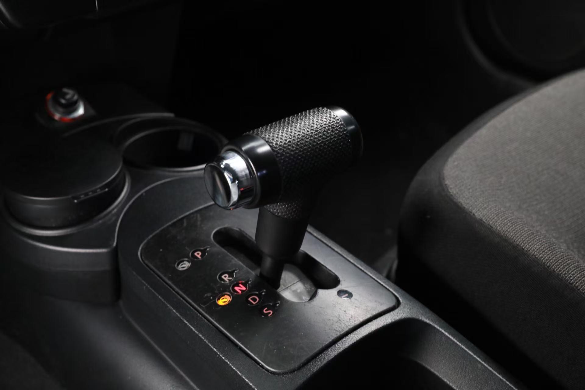 Volkswagen Beetle 2010 thumb 9