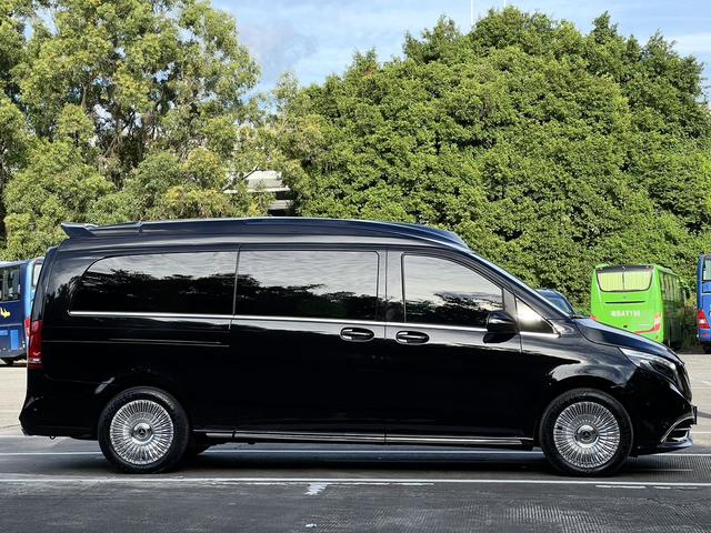 Mercedes-Benz V-Класс 2022 thumb 2