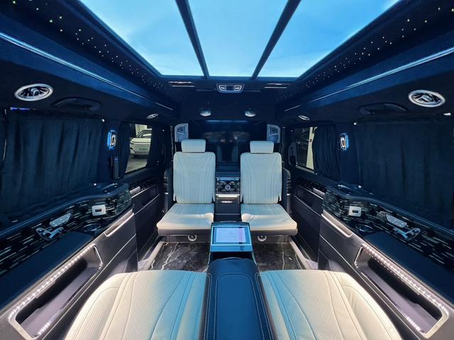 Mercedes-Benz V-Класс 2022 thumb 12