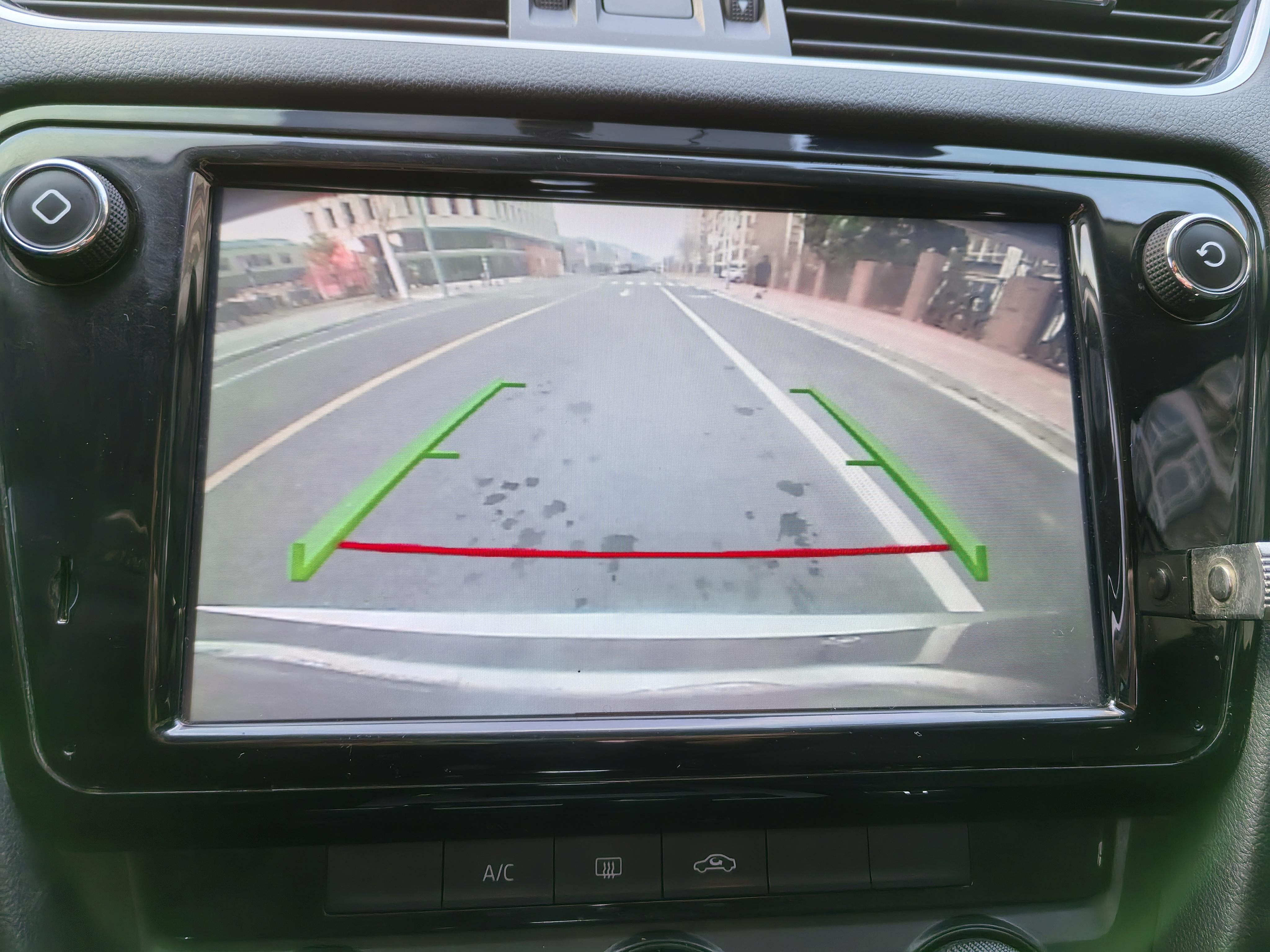 Skoda Octavia 2017 thumb 7