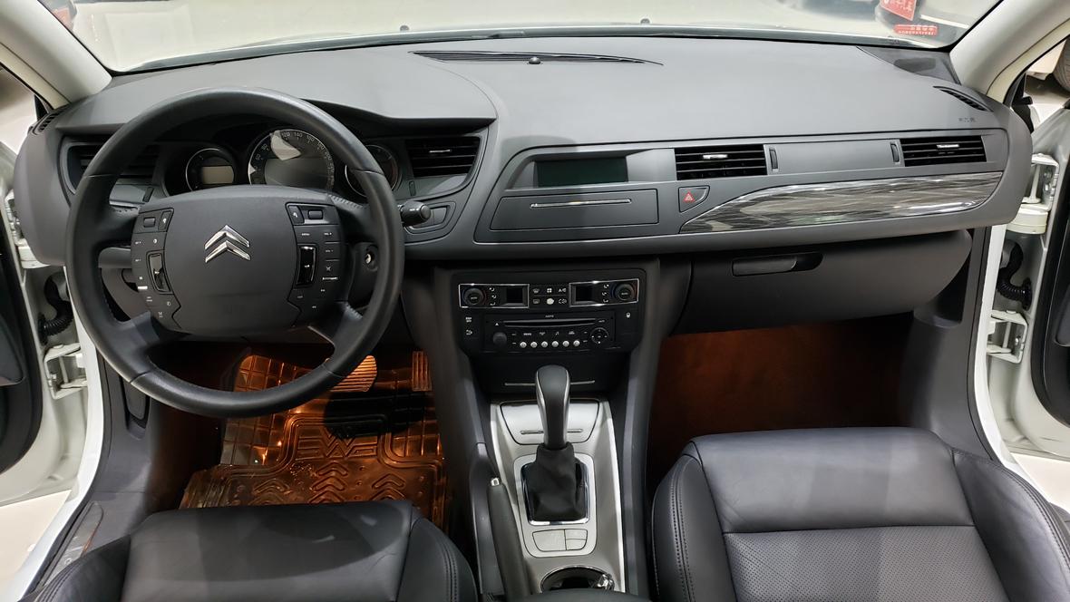 Citroen C5 2011 thumb 8