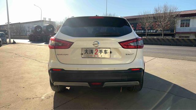 Nissan Qashqai+2 2022 thumb 2