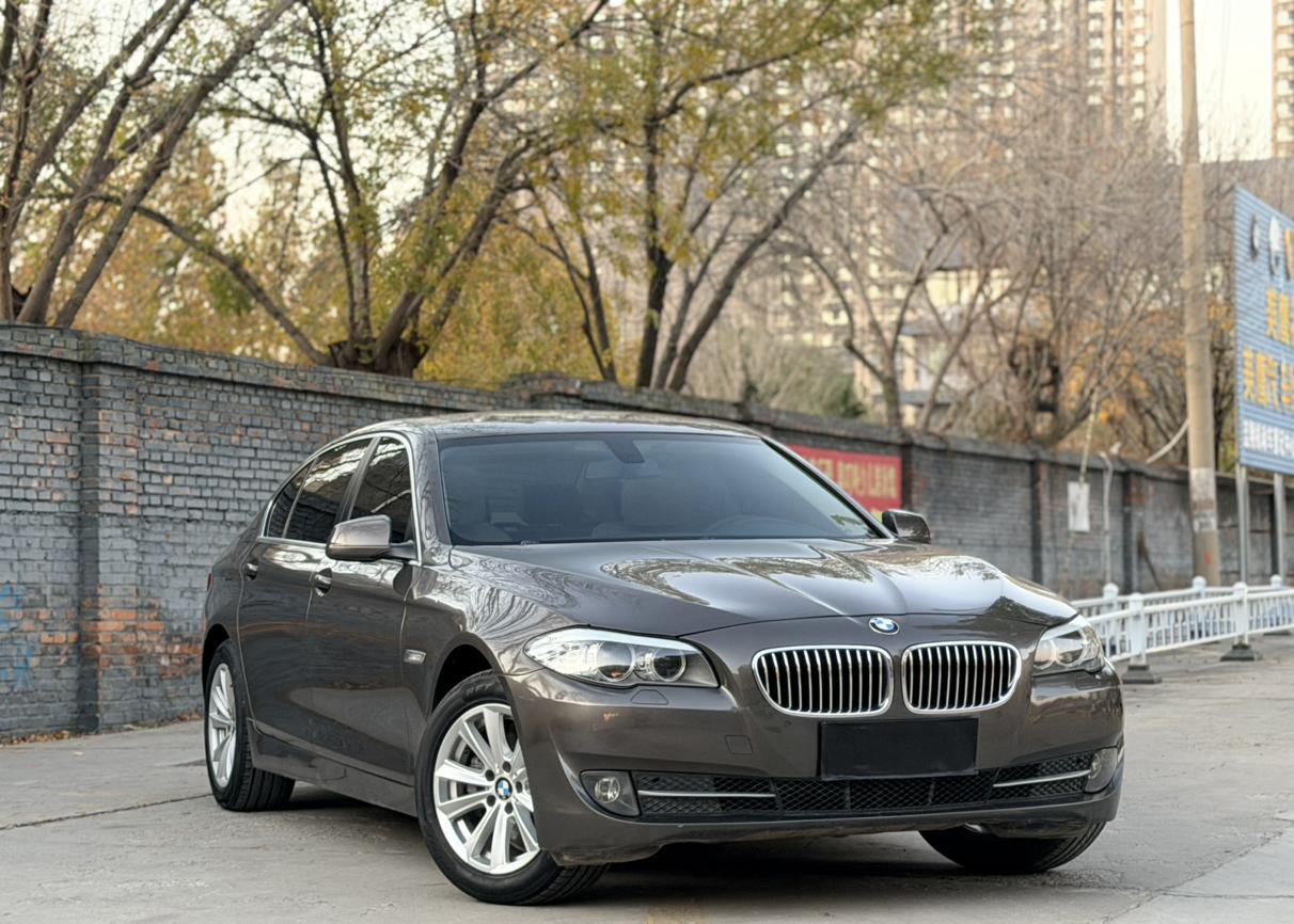 BMW 5 серии 2013 thumb 12