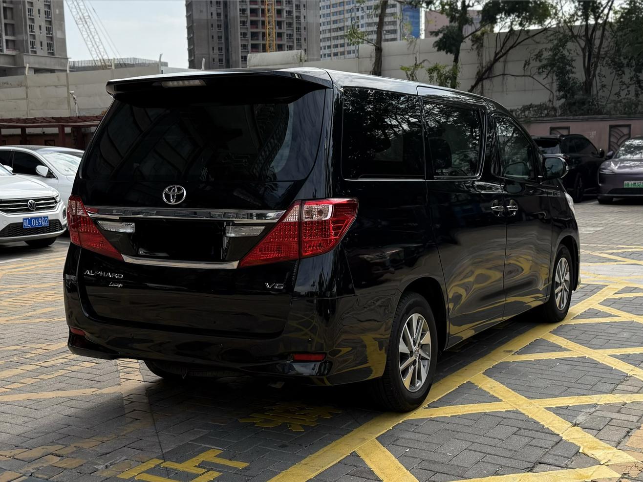 Toyota Alphard 2015 thumb 4