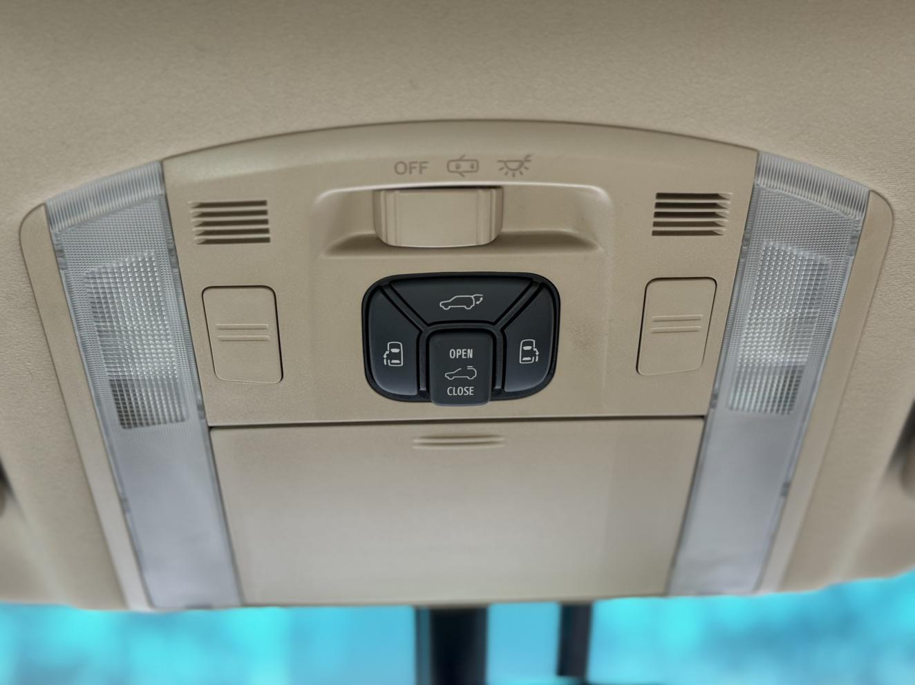 Toyota Alphard 2015 thumb 11