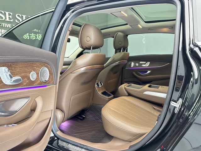 Mercedes-Benz E-Class 2023 thumb 3