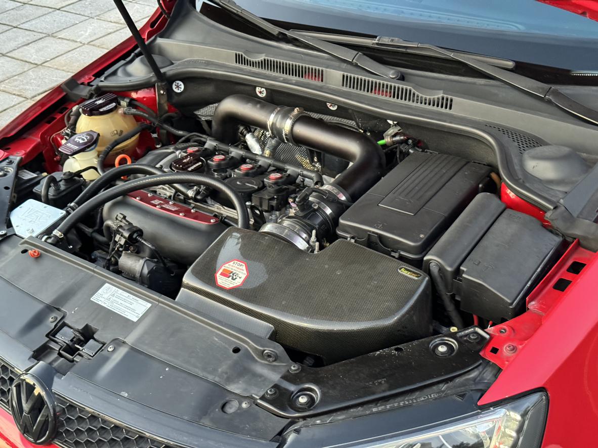 Volkswagen Sagitar 2015 thumb 7
