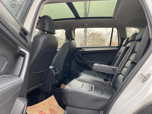 Volkswagen Tiguan 2020 thumb 3