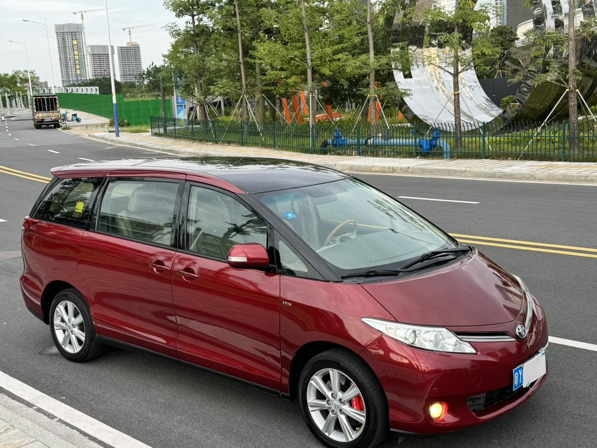 Toyota Previa 2011 thumb 8