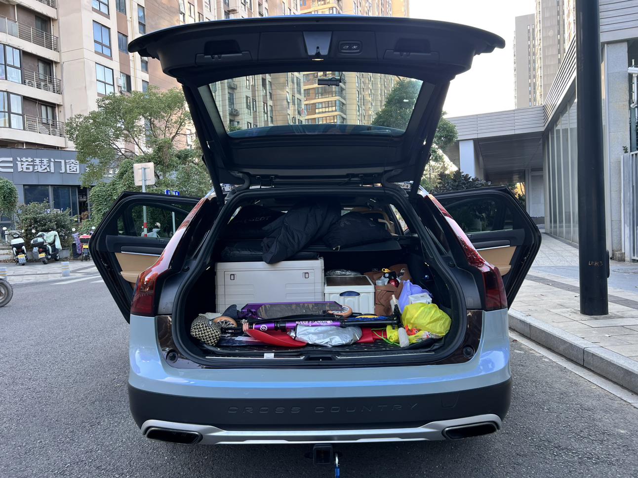 Volvo V90 2018 thumb 8