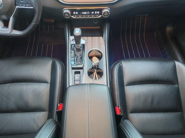 Nissan Altima 2021 thumb 9