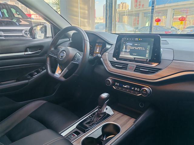 Nissan Altima 2021 thumb 11