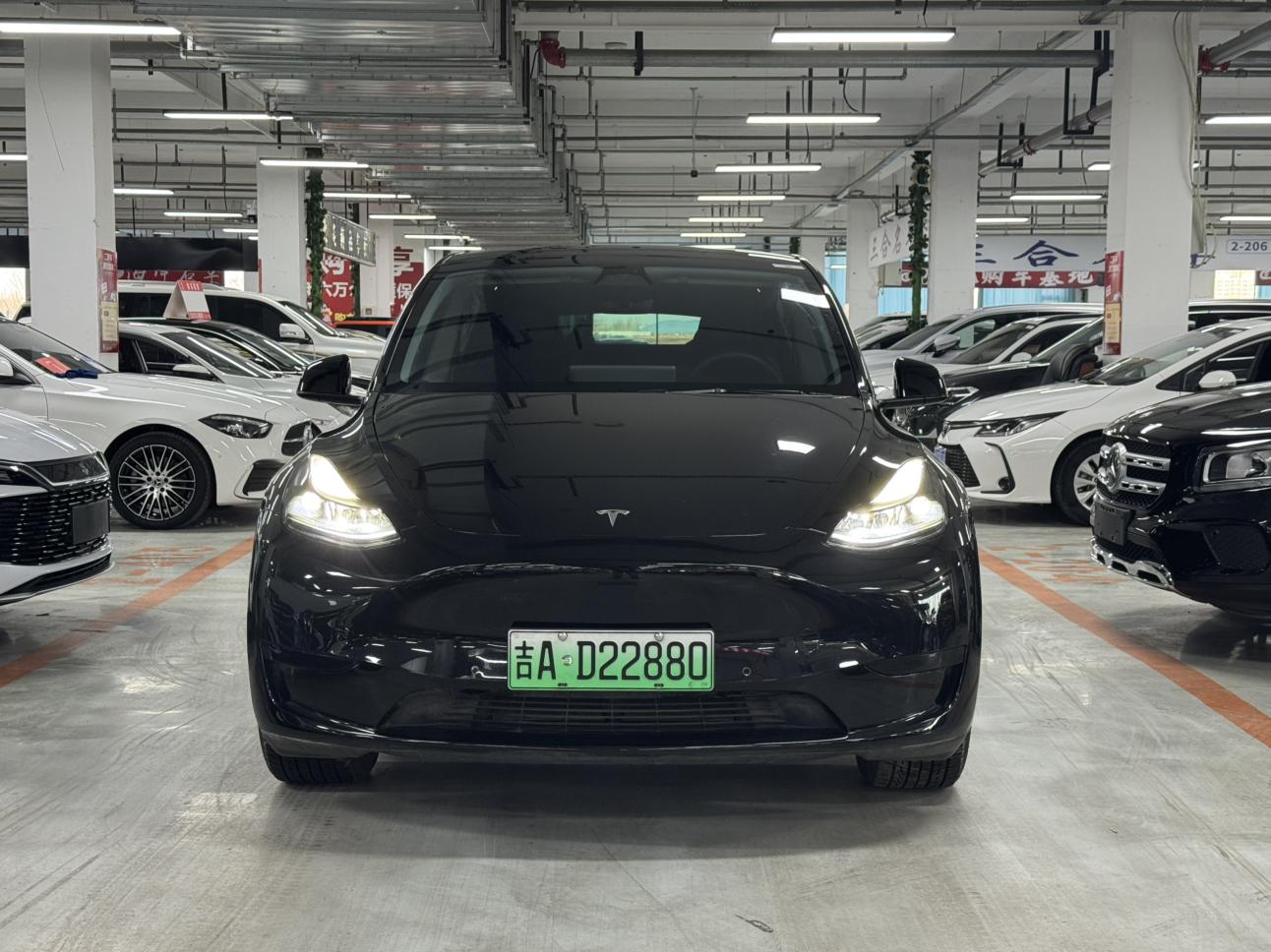 Tesla Model Y 2024 thumb 10