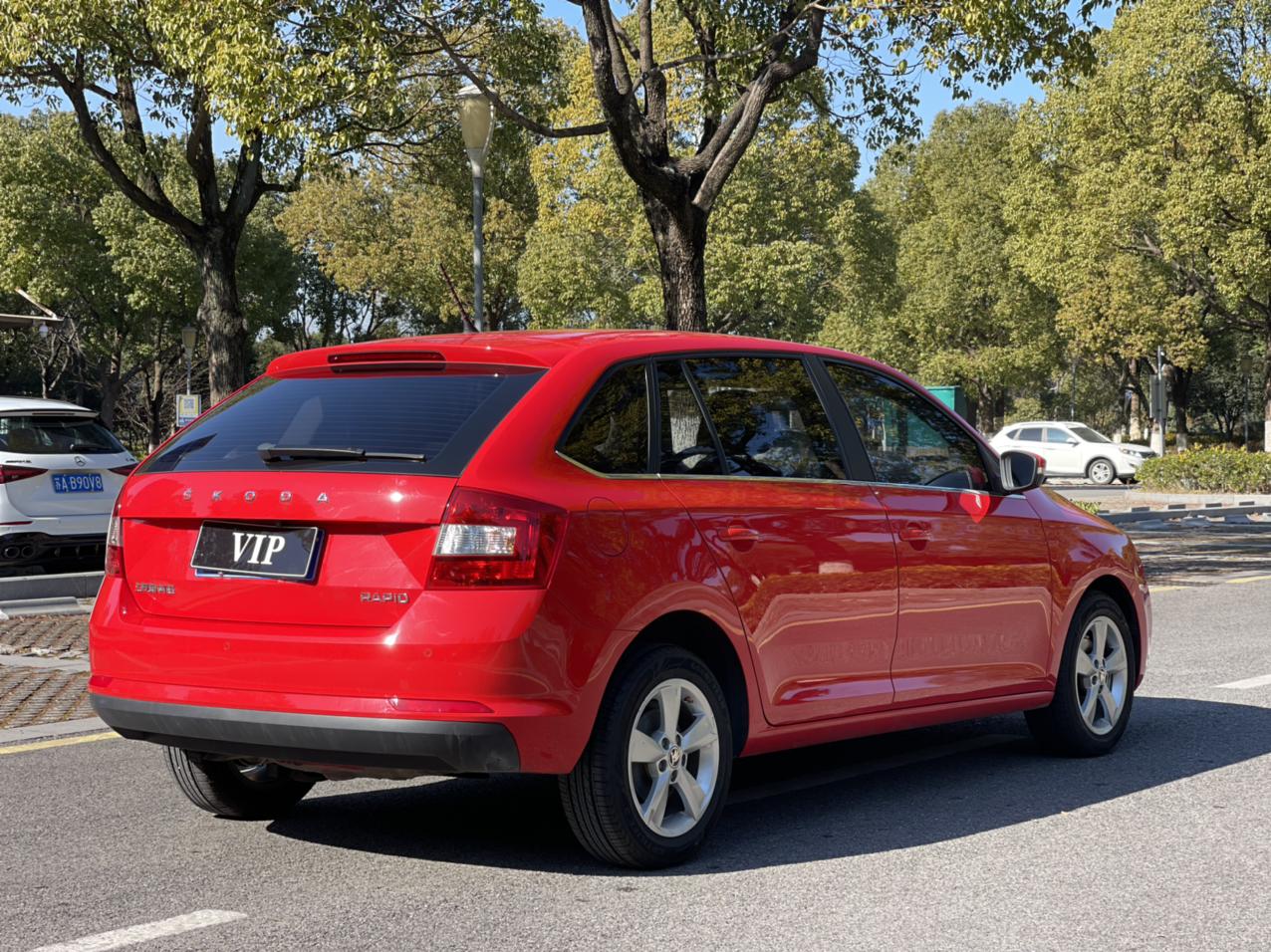 Skoda Scala 2020 thumb 4