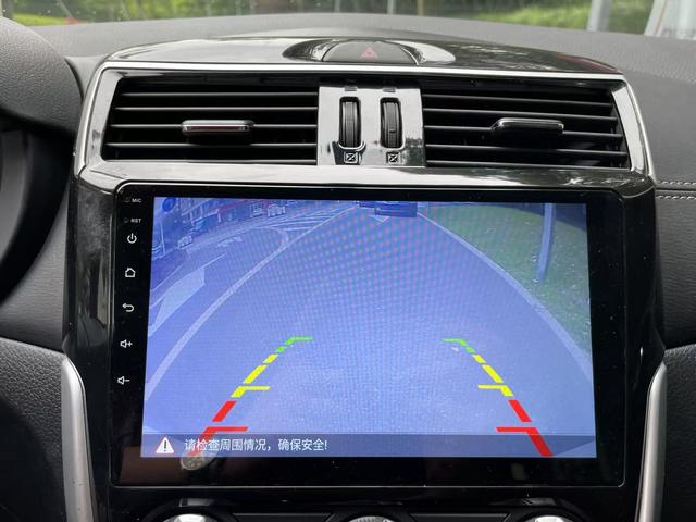 Nissan Tiida 2020 thumb 10
