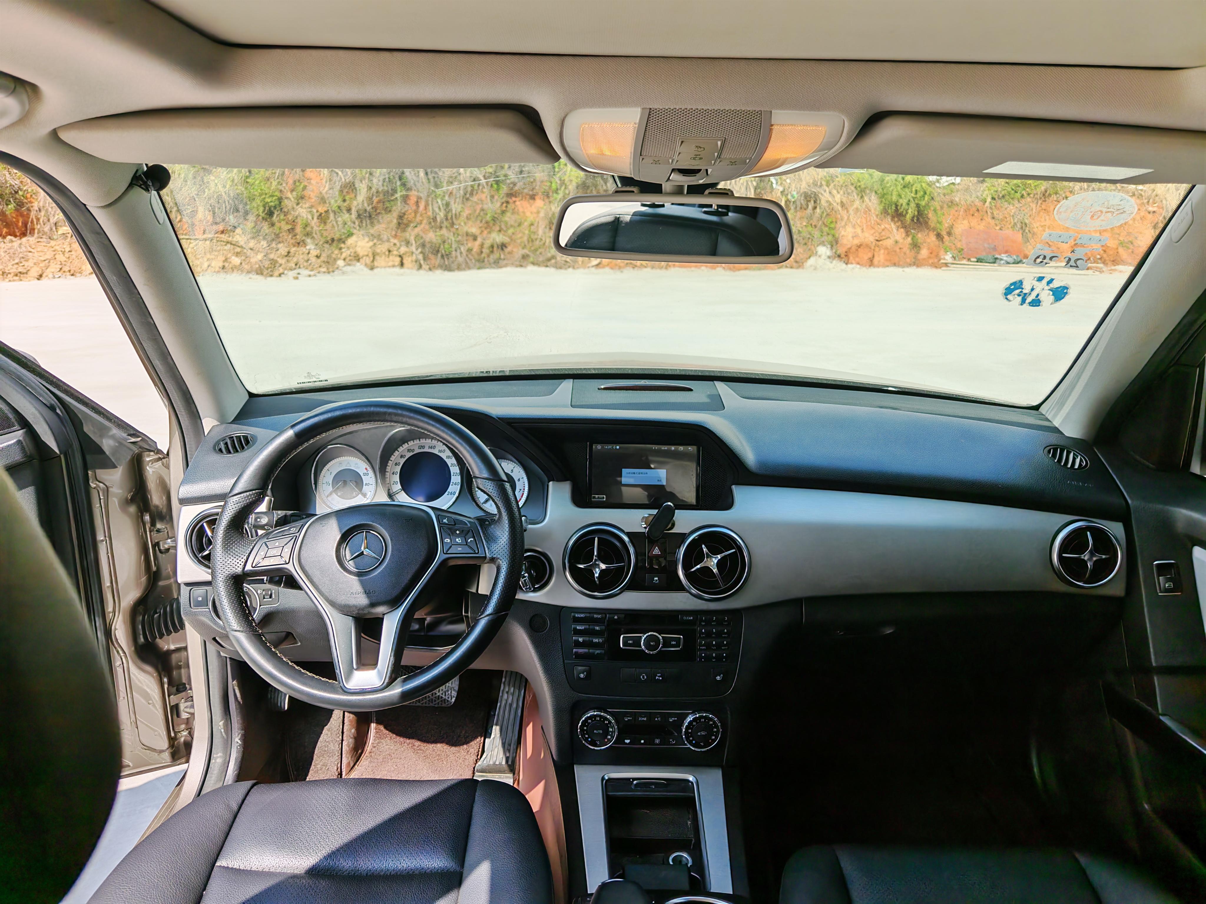 Mercedes-Benz GLK 2014 thumb 8