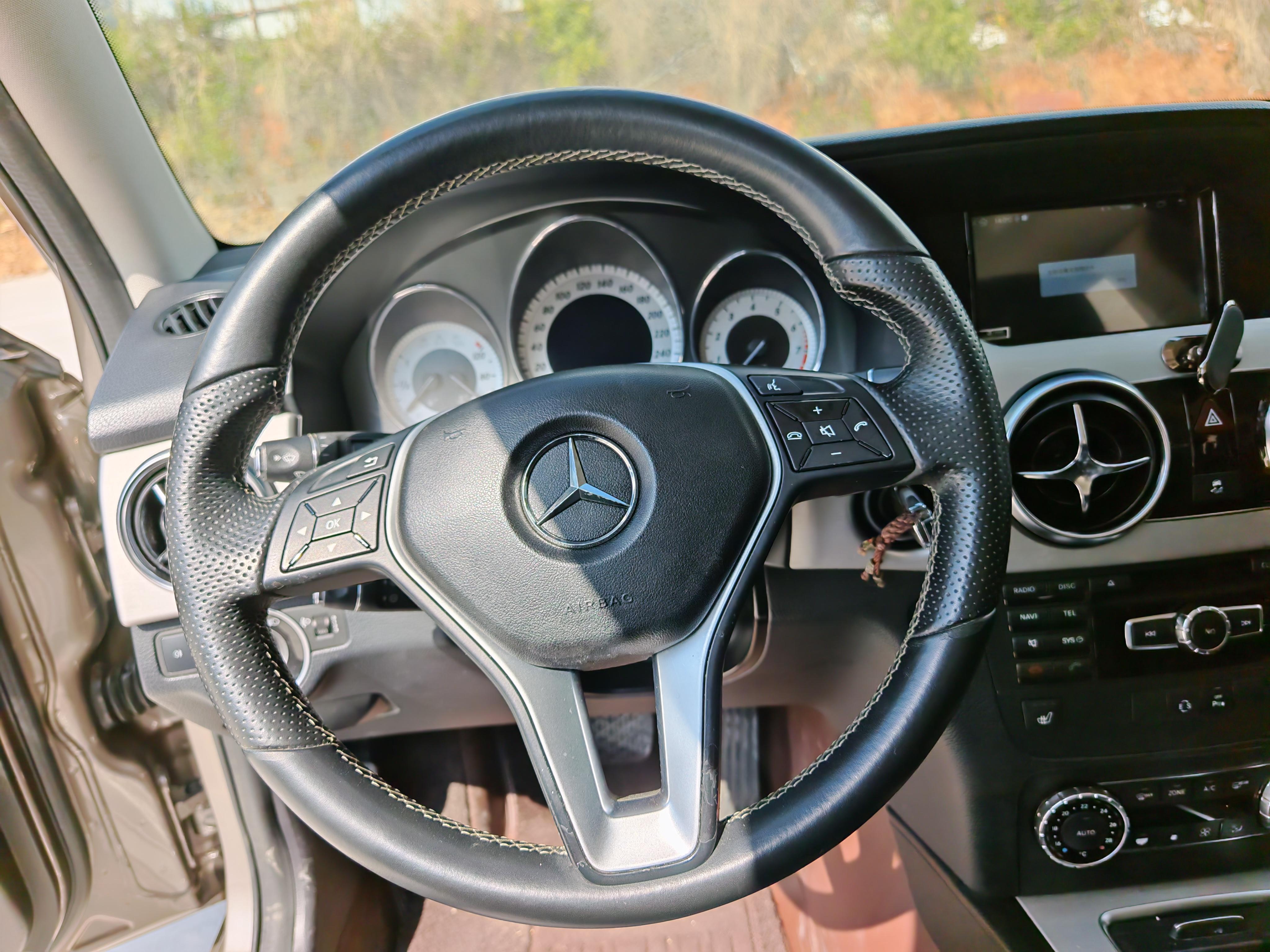 Mercedes-Benz GLK 2014 thumb 9