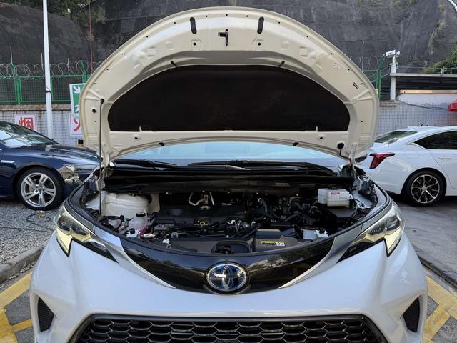 Toyota Granvia 2024 thumb 7