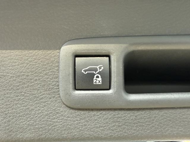 Toyota Granvia 2024 thumb 10