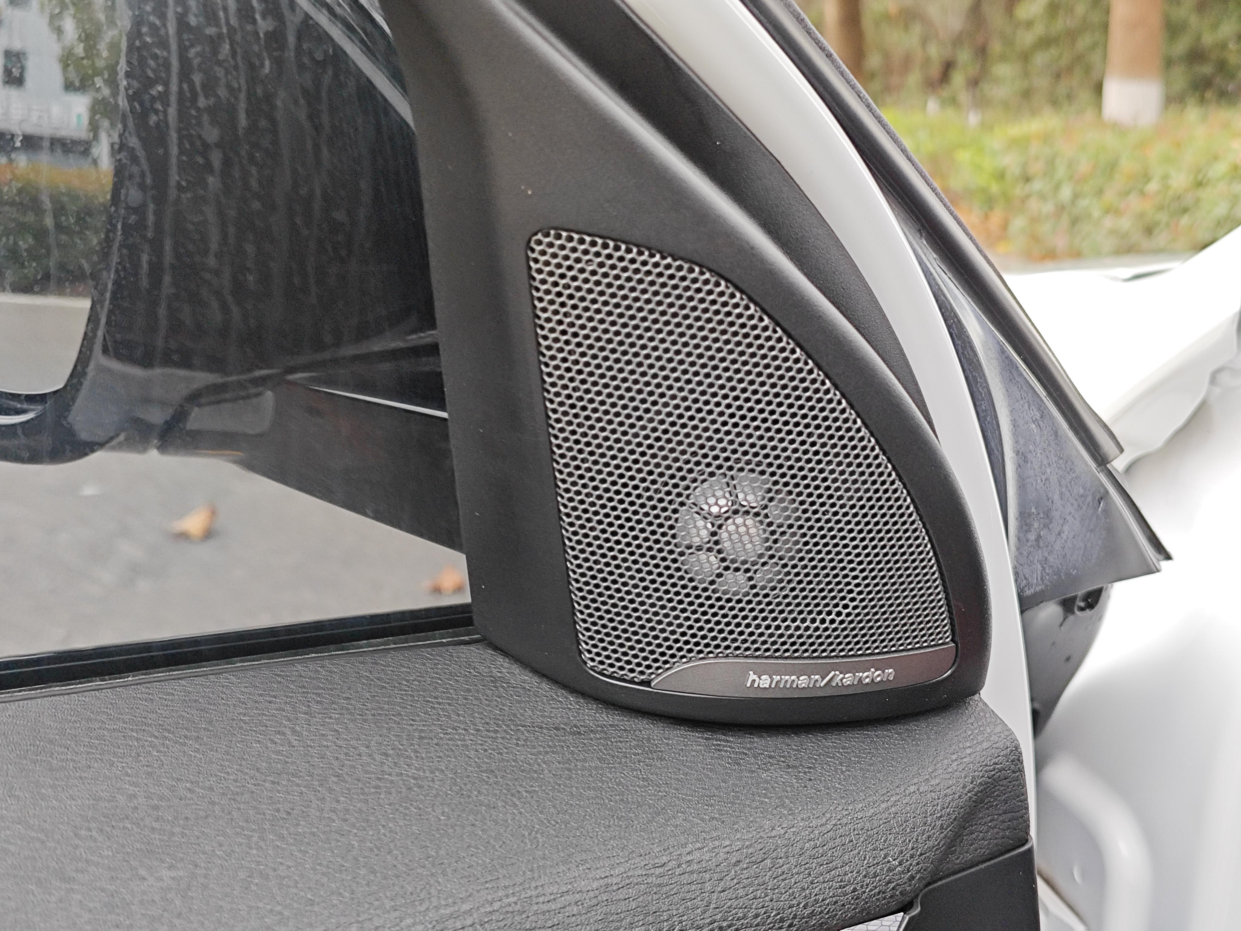 BMW X2 2021 thumb 10