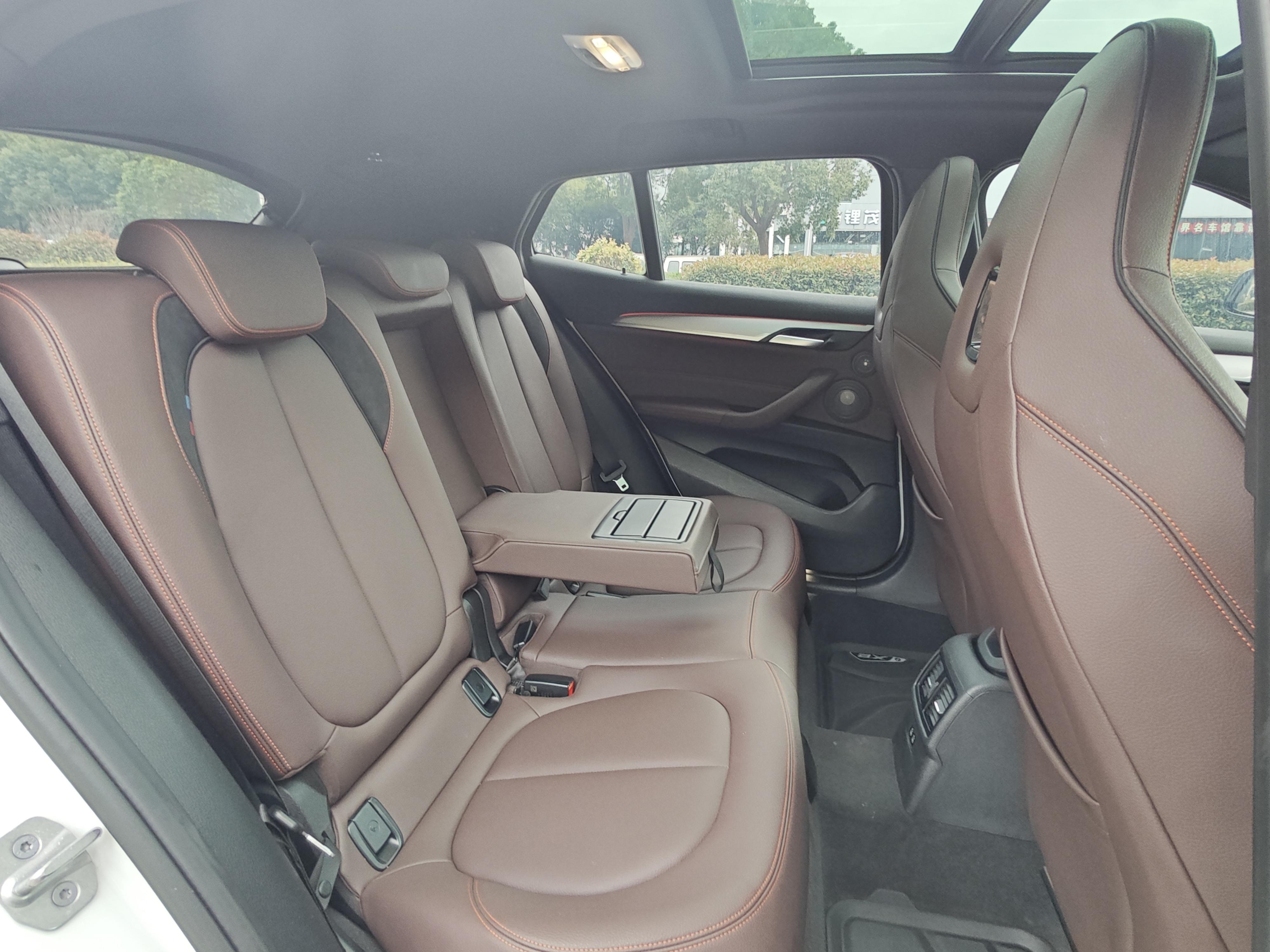 BMW X2 2021 thumb 11