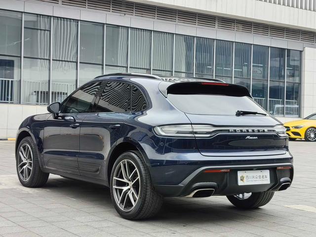 Porsche Macan 2022 thumb 2