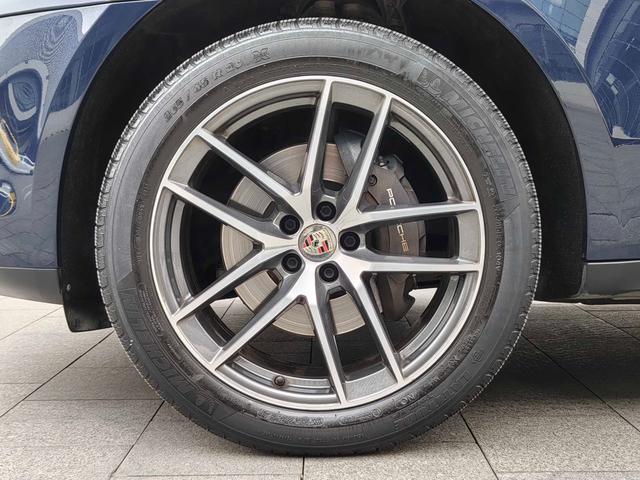 Porsche Macan 2022 thumb 5