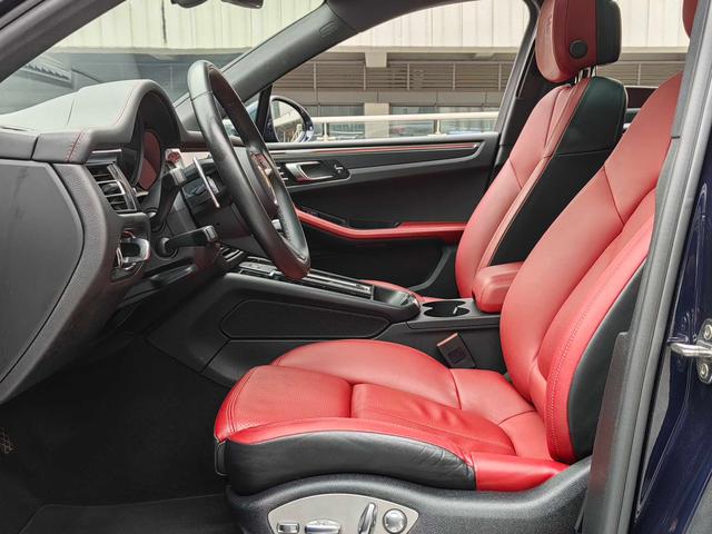 Porsche Macan 2022 thumb 8