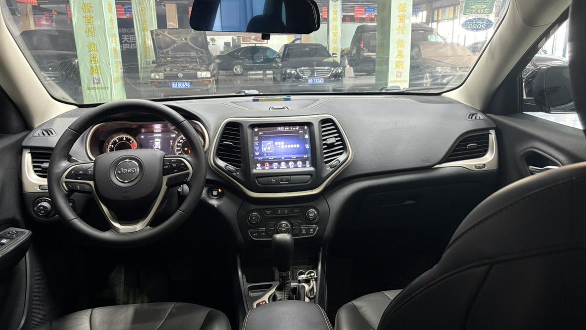 Jeep Renegade 2018 thumb 5